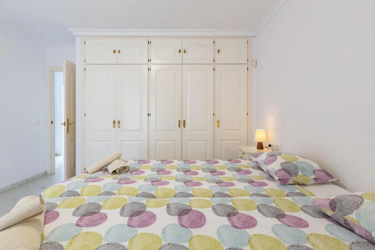 Lovely Townhouse 푸엔히롤라 0*,