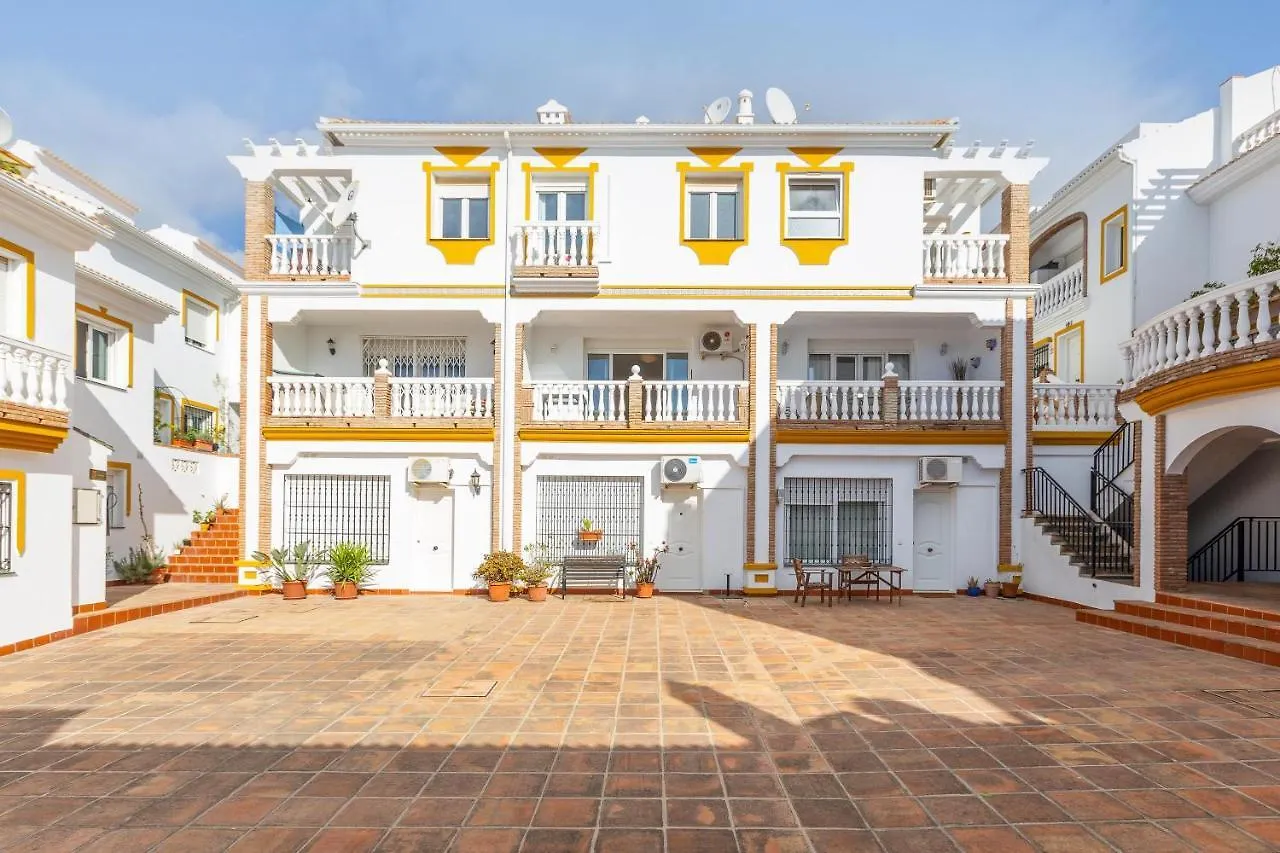 Lovely Townhouse 푸엔히롤라 펜션